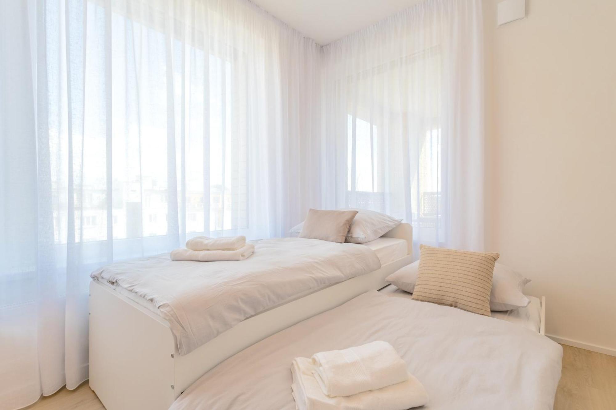 Bright 2Br - 8Th Floor, Balcony, Free Parking - By Gravity Prague Apartment ภายนอก รูปภาพ