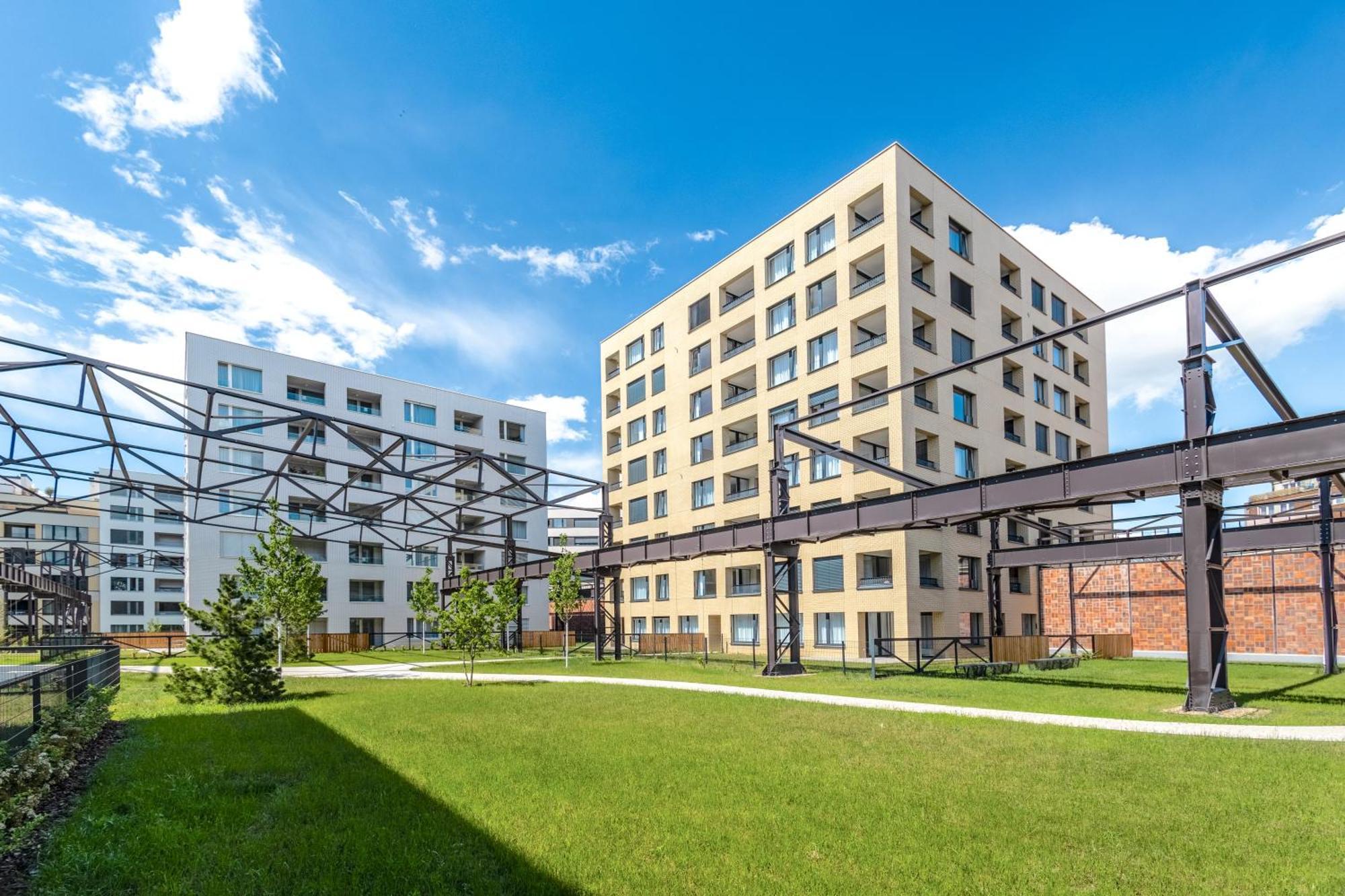 Bright 2Br - 8Th Floor, Balcony, Free Parking - By Gravity Prague Apartment ภายนอก รูปภาพ