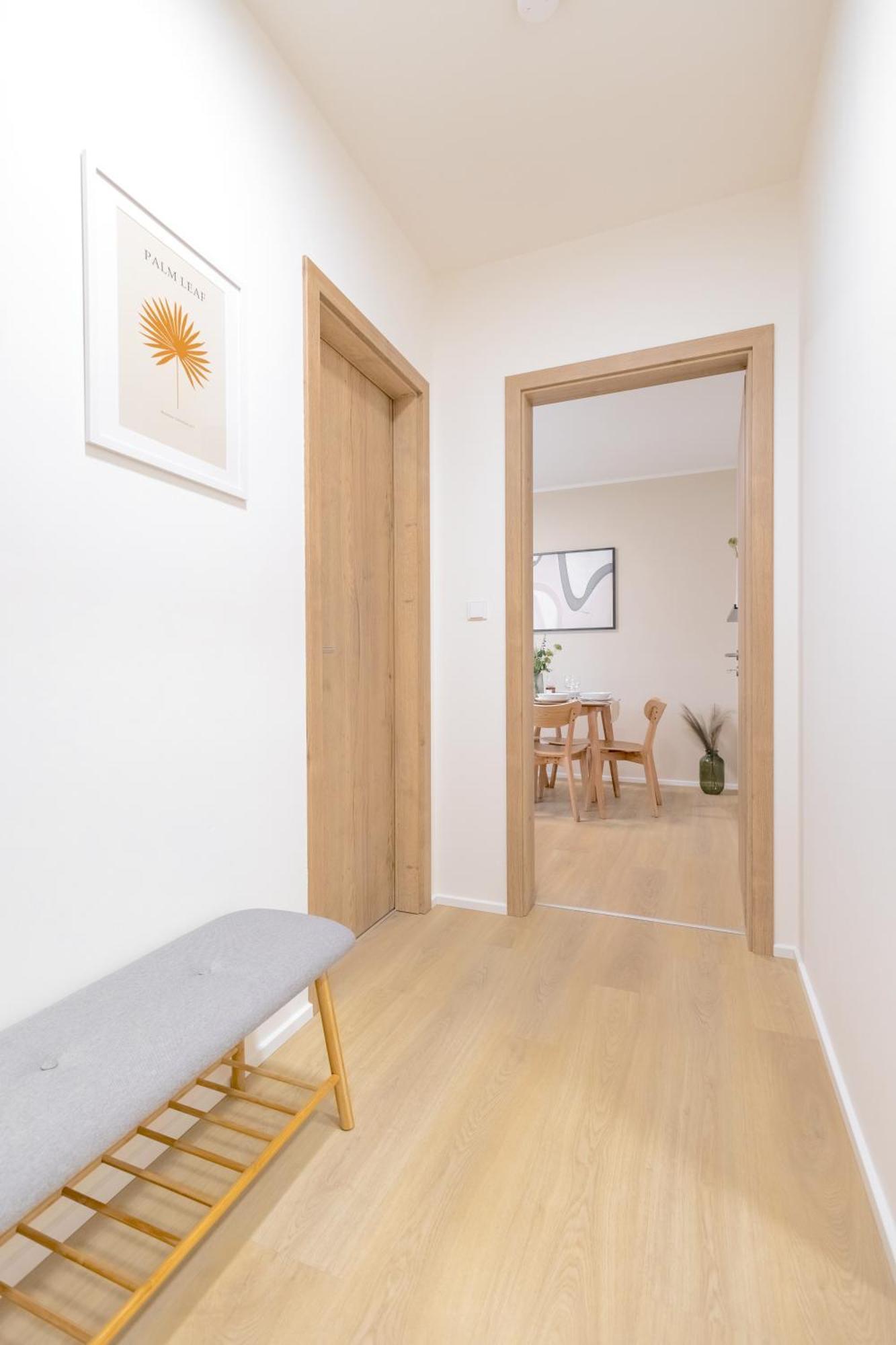 Bright 2Br - 8Th Floor, Balcony, Free Parking - By Gravity Prague Apartment ภายนอก รูปภาพ