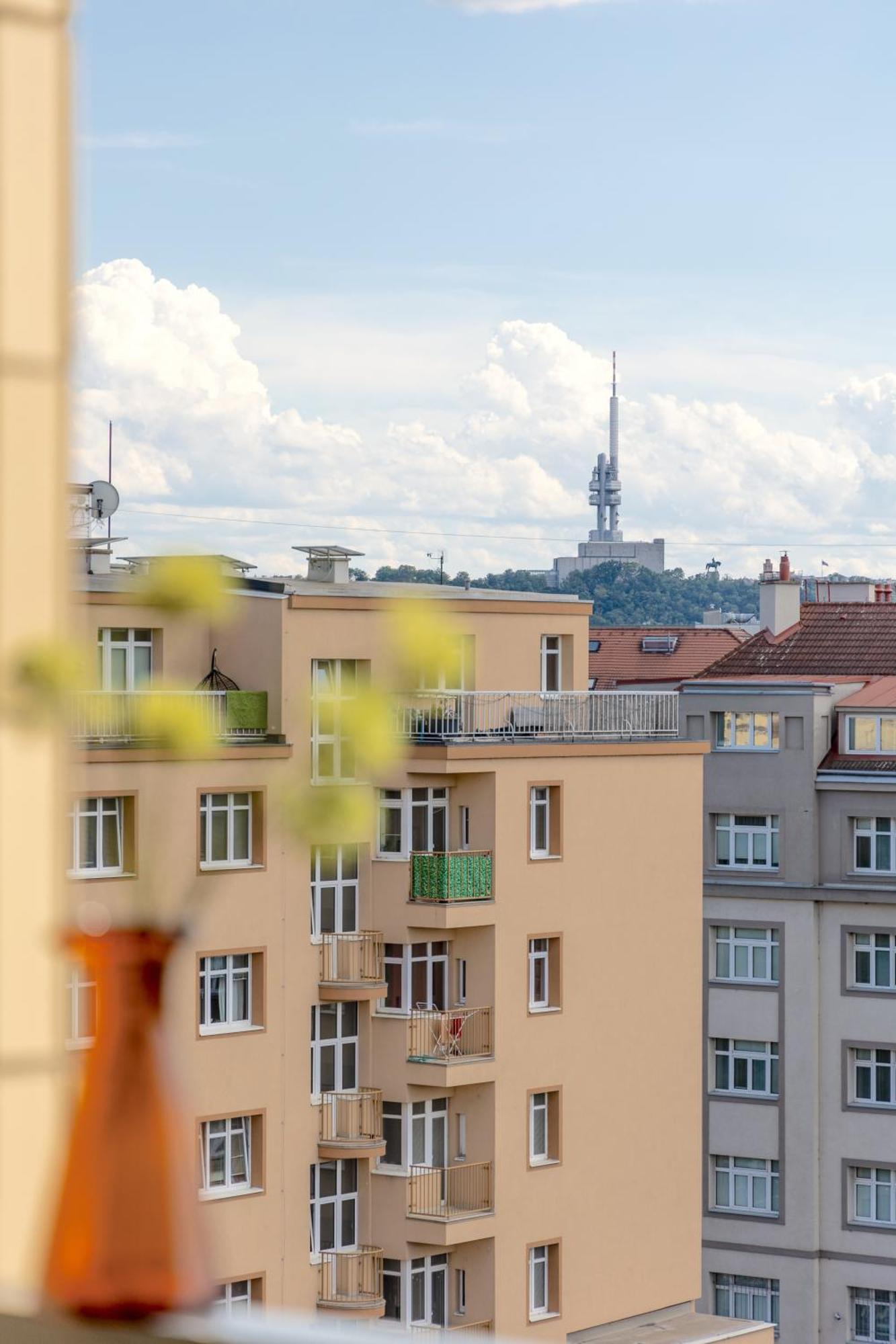 Bright 2Br - 8Th Floor, Balcony, Free Parking - By Gravity Prague Apartment ภายนอก รูปภาพ